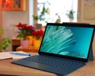 The Lenovo Yoga Tab Plus is shown on a desktop (Image source: Florian Schmitt)