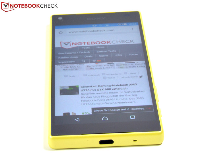 Sony Xperia Z5 Compact Smartphone Review Notebookcheck Net Reviews