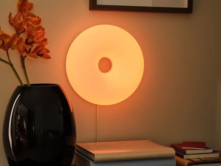 The IKEA Varmblixt LED table/wall lamp