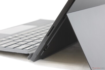 surface laptop 4 ports