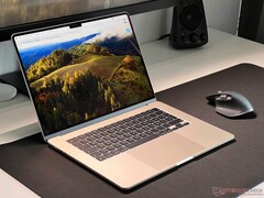 The missing fan impairs the performance of the Apple M3 in the MacBook Air. (Image: Notebookcheck)