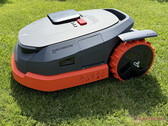 The Segway Navimow X3 comes with a wide range of features. (Image source: Marcus Schwarten / Notebookcheck)