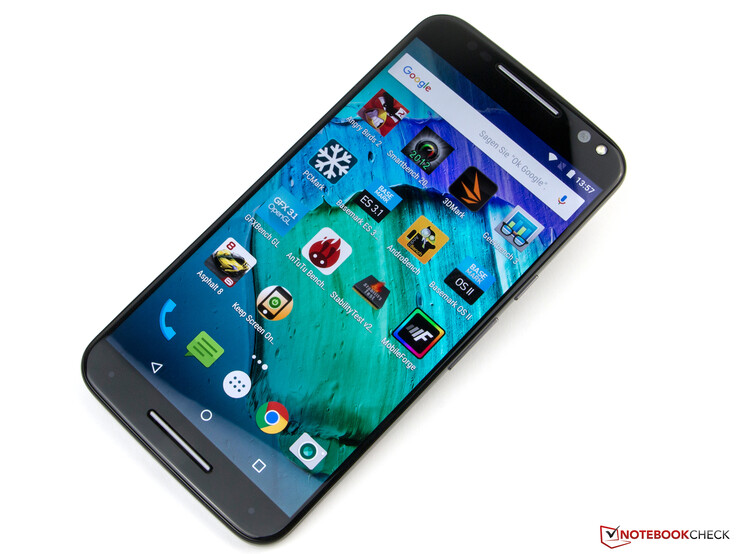 tiran wereld Ontdekking Motorola Moto X Style Smartphone Review - NotebookCheck.net Reviews