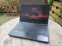 RTX debut Reviews laptop review: 17 Katana Nvidia - makes GeForce MSI NotebookCheck.net its B13V 4060