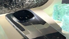 The first real-life images and renders of the Honor Magic8 RSR Porsche Edition, along with specs and numerous camera samples, have surfaced in China. (Image source: Weibo)