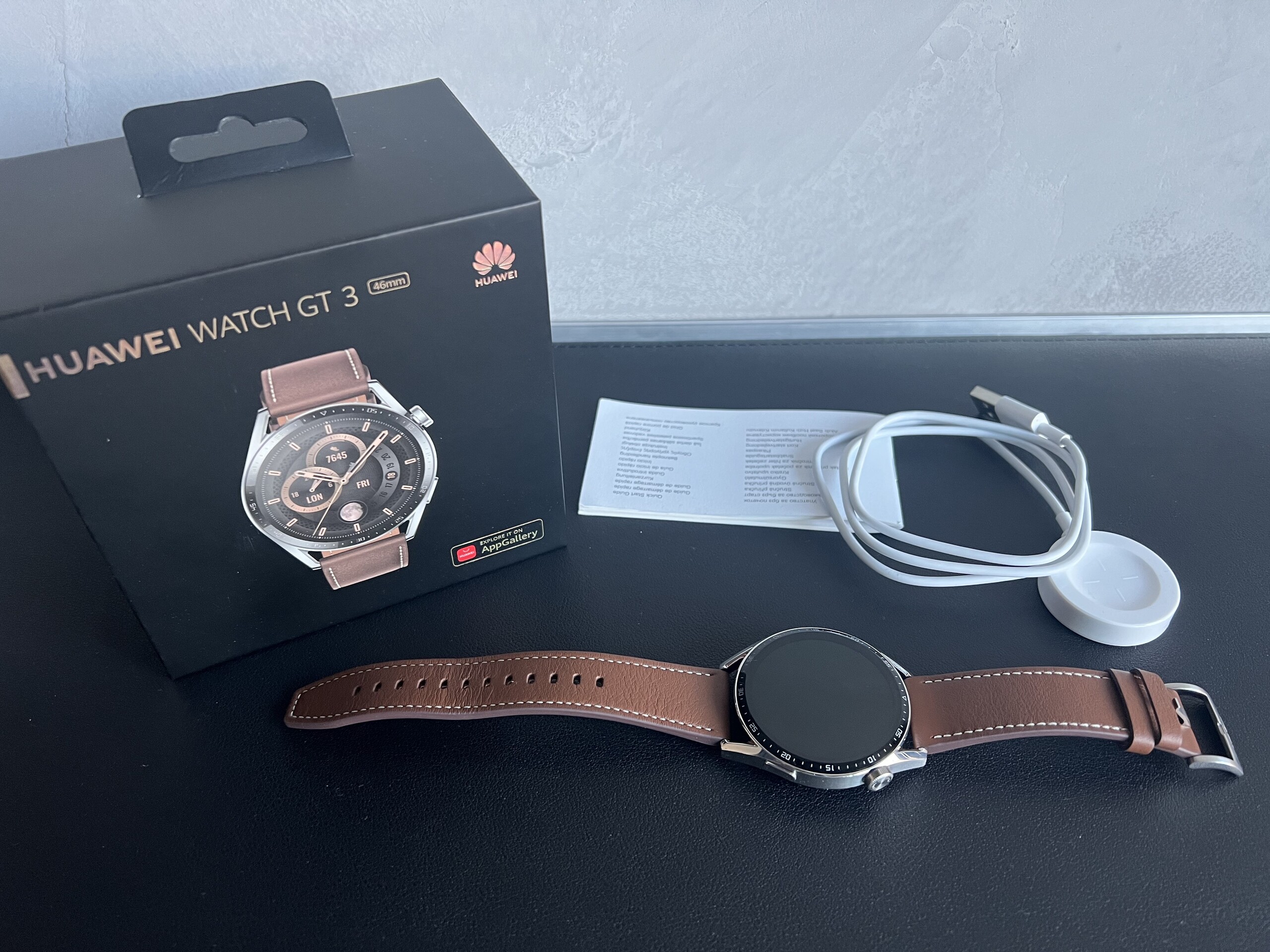 Huawei Watch 3 hands-on: A solid smartwatch with far-reaching implications  - CNET