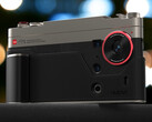 The Z70S Ultra has a dedicated camera shutter button, unlike many of its rivals. (Image source: Nubia)