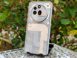 The Phone 3a Pro is a good mid-range phone (Image source: Daniel Schmidt)