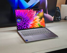 Lenovo Yoga Pro 7i Gen 10 Aura Edition review - Multimedia laptop with a great OLED touchscreen