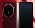 The Honor Magic V6.