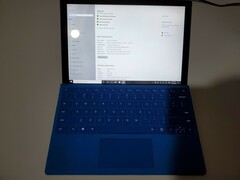 Microsoft Surface Pro 8 engineering sample shows up on eBay for US$1,300. (Image Source: eBay)