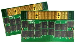 CAMM2 RAM module with memory chips only on one side (Image Source: JEDEC)