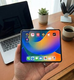 Generated render based of foldable iPhone based on leaks.
