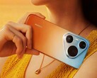 The Huawei Pura 90 Pro Max is available with a colorful gradient back.