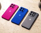 The Moto G77 Power comes with a back panel in pink, blue, or gray.