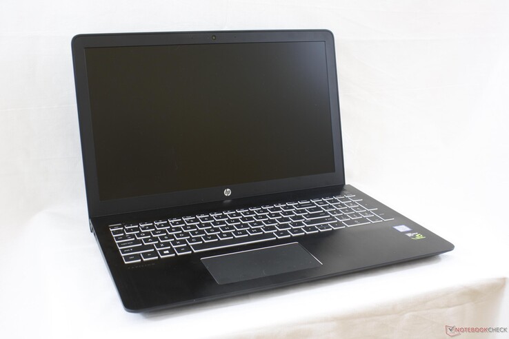 HP Pavilion 15 Power (i7-7700HQ, GTX 1050) Laptop Review