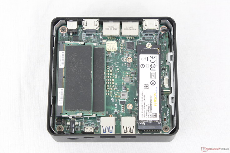 Cubi NUC AI+ 3MG motherboard