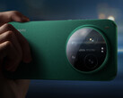 The Xiaomi 17 Ultra in one of its three global launch colours.
