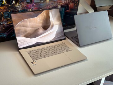 Asus Zenbook A16