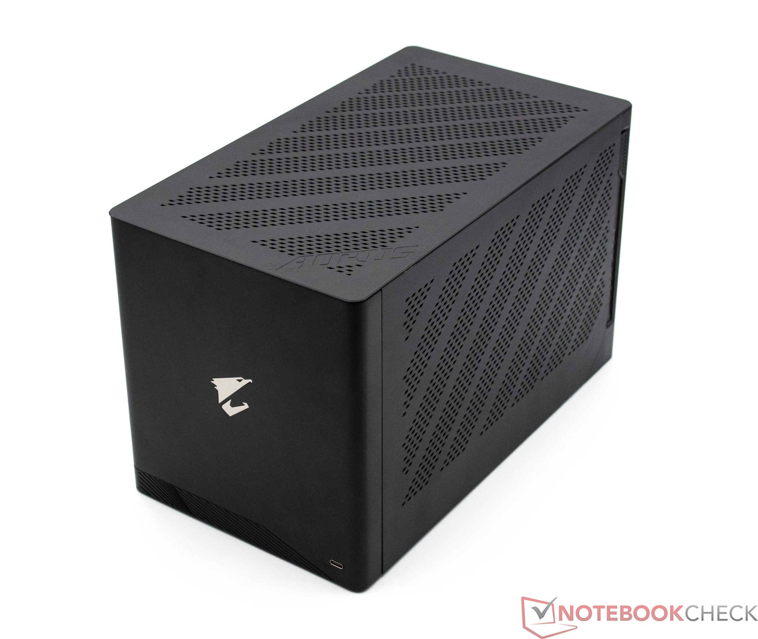 AORUS RTX 4090 Gaming Box, GPU externa que pesa 5Kg