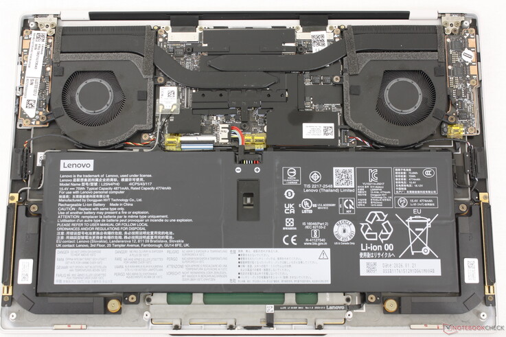 Yoga Slim 7 Ultra 14 Aura motherboard. Upgrades are limited to a single M.2 2242 SSD