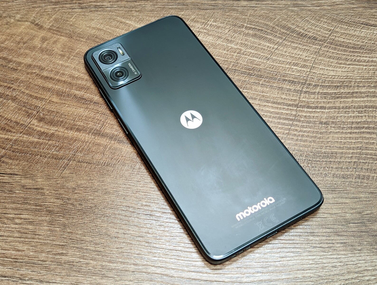 Total Wireless Motorola Moto E, 32GB, Midnight Blue India