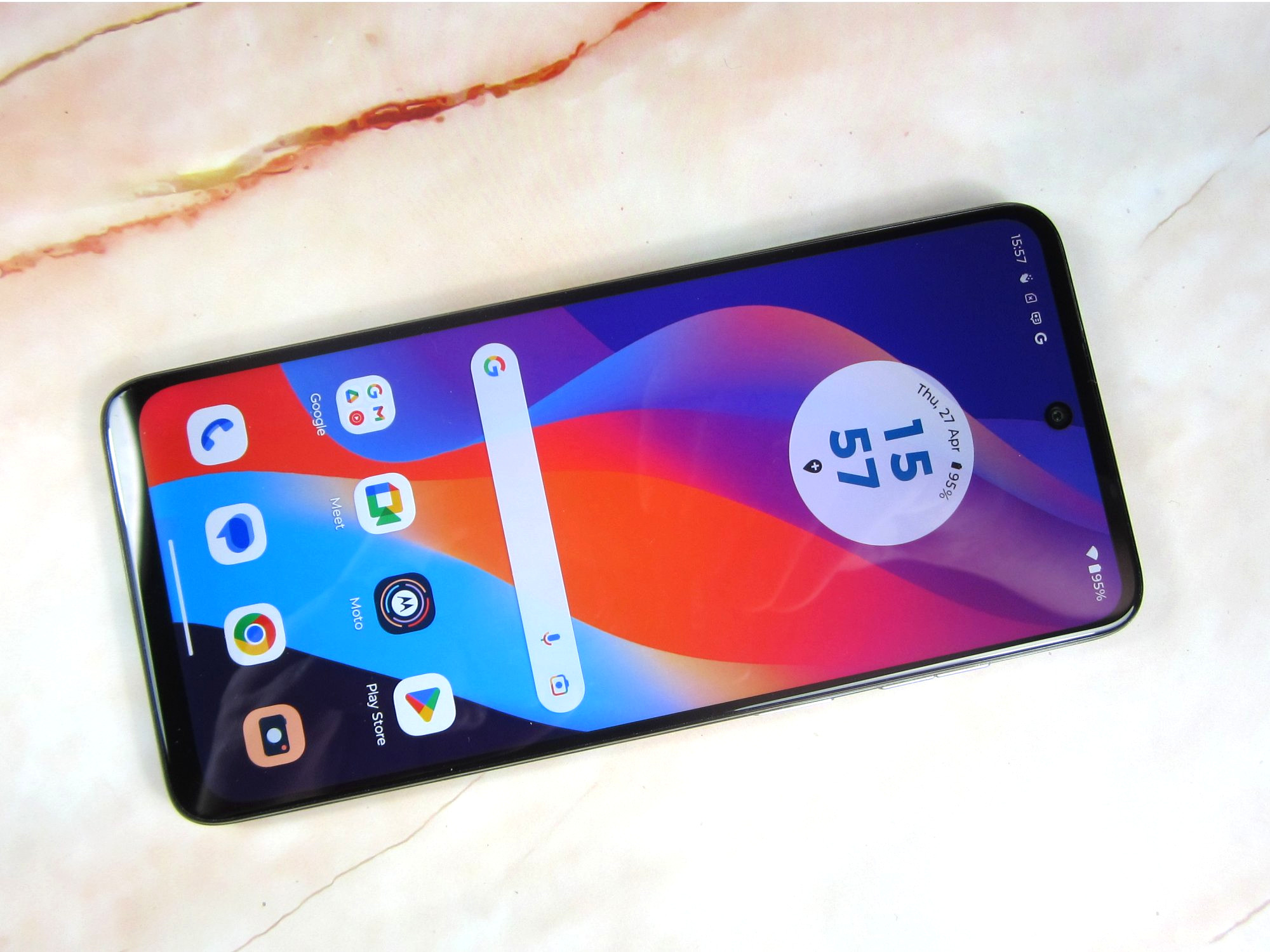 Moto G84 5G Review: A Premium-Looking Well-Rounded Midrange