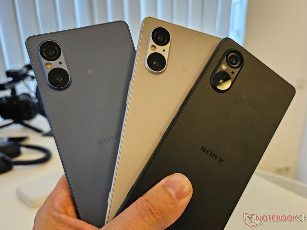 Sony Xperia 5 V vs Sony Xperia 1 V: What's the difference?