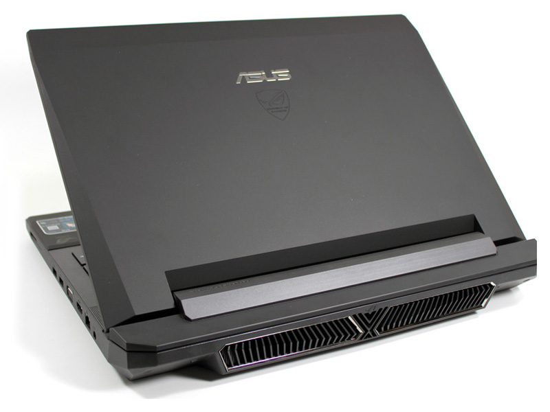 PC portable gamer Asus Rog G74SX / i7 / 750go / GTX 560M 3Go